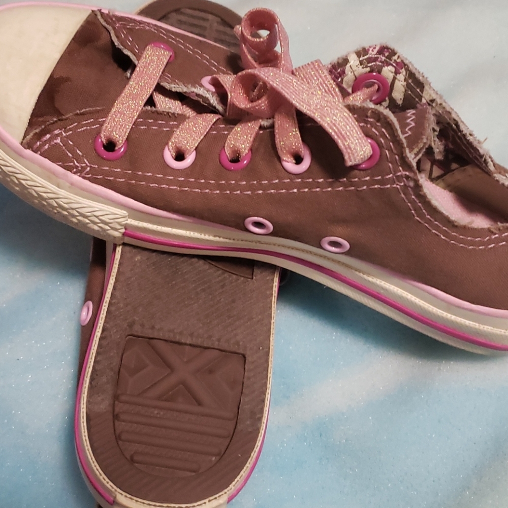 Converse all star sneakers